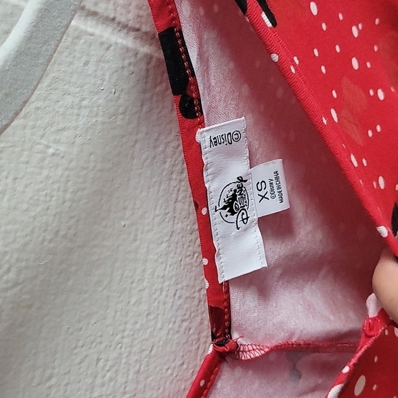 Nwot Disney Parks Res Minnie Mouse tie top - Picture 4 of 6